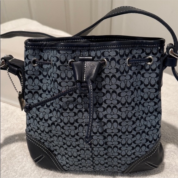 Coach Handbags - Coach Micro C Signature Drawstring Crossbody Hobo bucket bag